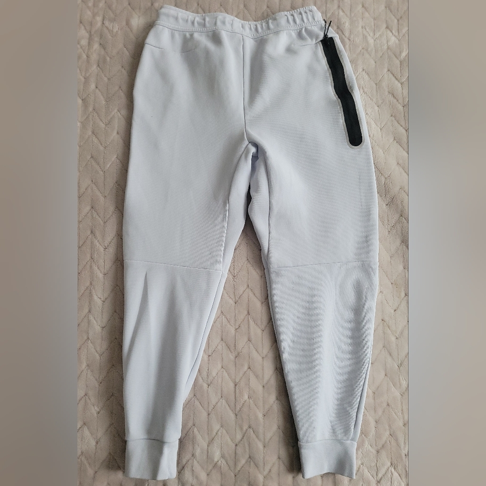 NIKE SMALL - Picture 4 of 10